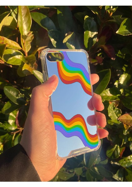 Apple iPhone Se 2022 Uyumlu Aynalı Gökkuşağı Desenli Darbe Kamera Korumalı Silikon Telefon Kılıfı modelleri