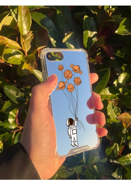 Apple iPhone 8 Uyumlu Aynalı Astronot Desenli Darbe Kamera Korumalı Silikon Telefon Kılıfı modelleri
