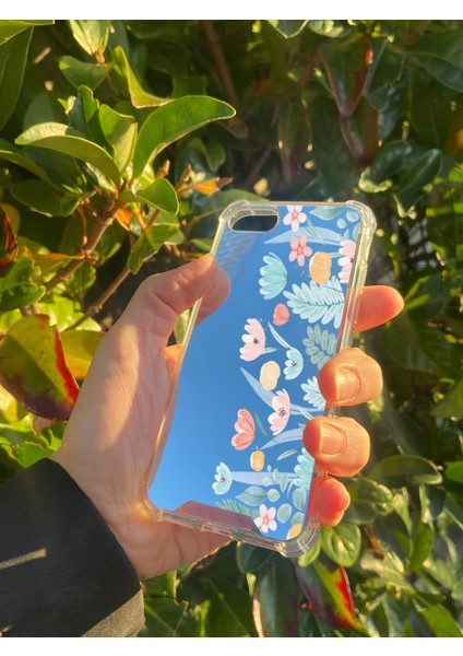 Apple iPhone Se 2022 Uyumlu Aynalı Renkli Desenli Darbe Kamera Korumalı Silikon Telefon Kılıfı fiyatları