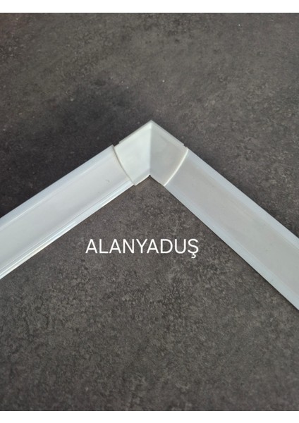 Küvet Kenar Çıtası 1.5*1.5*125CM 2 Adet