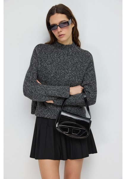 Yarım Balıkçı Yaka Triko Crop Top