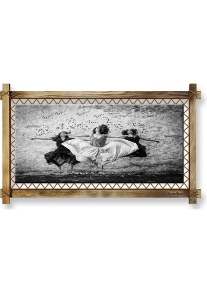 Dans Eden Kızlar LED Işıklı Rustik Kanvas Tablo B fiyatları