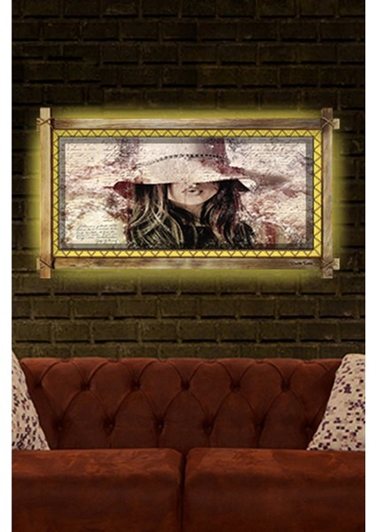 Şapkalı Kadın LED Işıklı Rustik Kanvas Tablo B