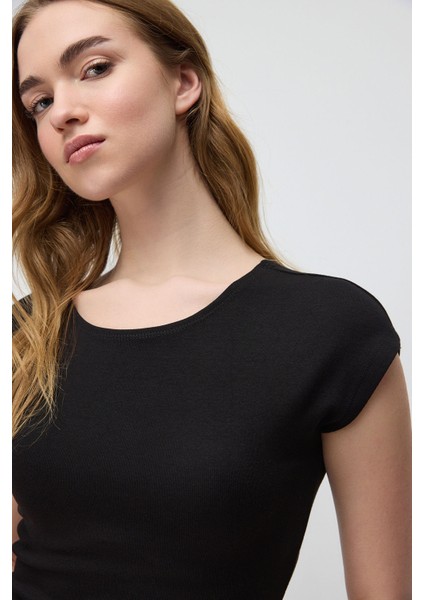Crop Top T-Shirt