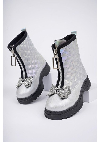 Taşlı Fiyonk Detaylı Kız çocuk bot - Gümüş fiyatları