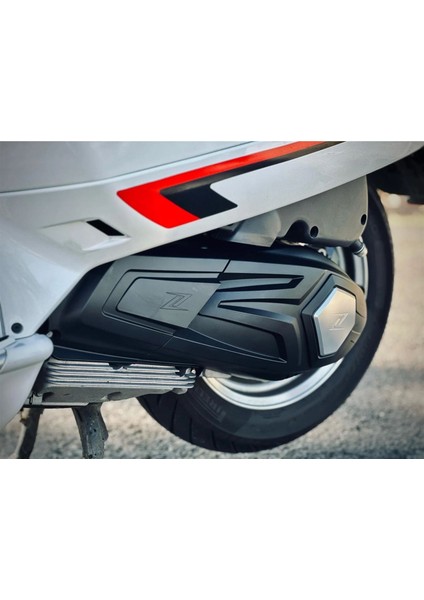 Vespa GTS-GTV 300ccm Hava Giriş Varyatör Kapağı *Mat Siyah* (2018- ) / ZELONI