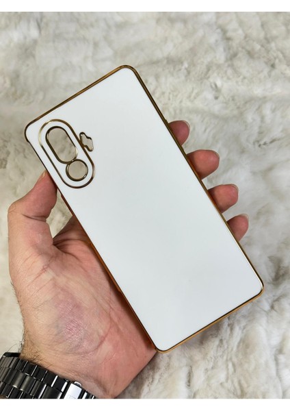 Gold Kenarlı Silikon Poco F3 Gt Kılıf
