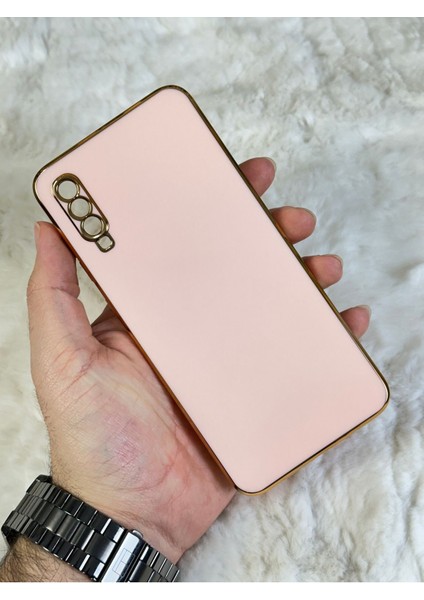 Gold Kenarlı Silikon Galaxy A70 Kılıf