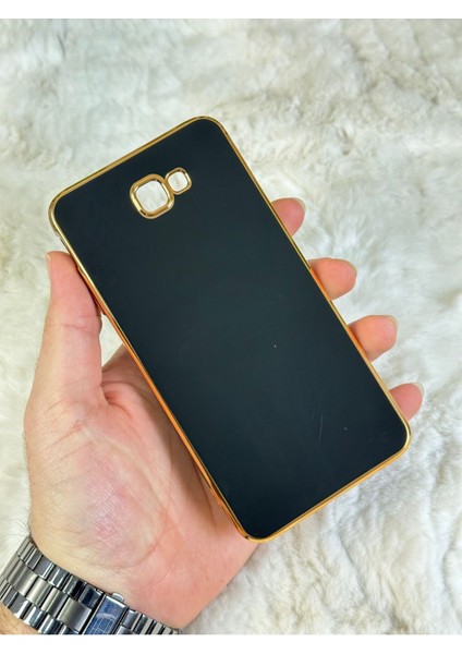 Gold Kenarlı Silikon Galaxy J7 2015 Kılıf