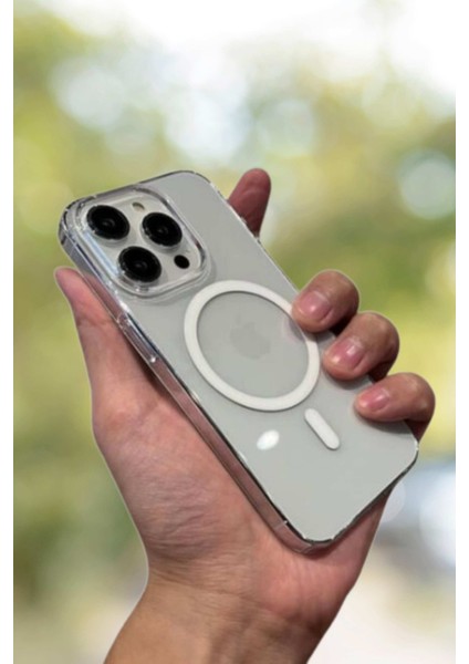 Animasyonlu iPhone 15 Pro Kılıf