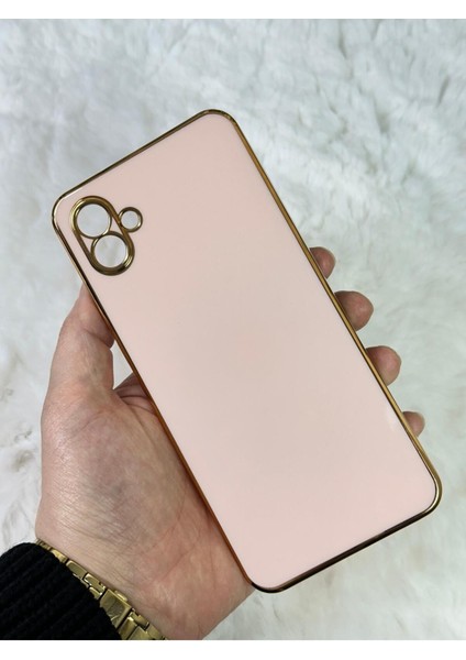 Gold Kenarlı Silikon Galaxy A04 Kılıf