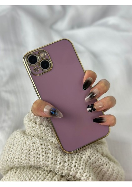 Gold Kenarlı Silikon iPhone 13 Kılıf