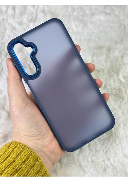 Buzlu Kamera Çıkıntılı Silikon A25 Kılıf