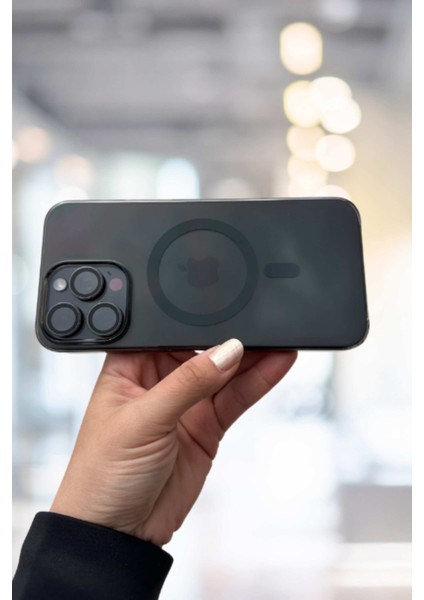 Animasyonlu iPhone 15 Kılf