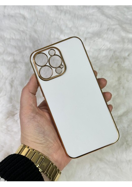 Gold Kenarlı Silikon iPhone 14 Pro Max Kılıf
