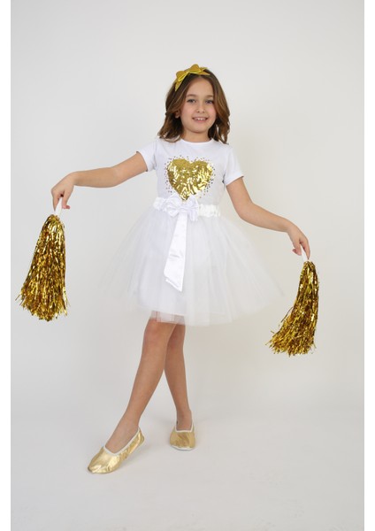 Kız Çocuk Altın Sarısı Pullu Kalp Detaylı Tişört Beyaz Etek Takım 23 Nisan 29 Ekim Gösteri Kıyafeti modelleri