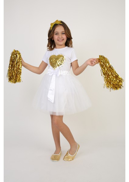 Kız Çocuk Altın Sarısı Pullu Kalp Detaylı Tişört Beyaz Etek Takım 23 Nisan 29 Ekim Gösteri Kıyafeti fırsatları