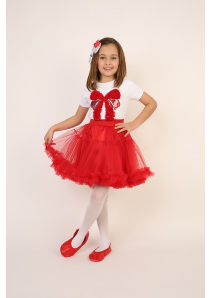 Kız Çocuk Kırmızı Fiyonk Detaylı Tişört Kırmızı Etek Takım 23 Nisan 29 Ekim Gösteri Kıyafeti modelleri