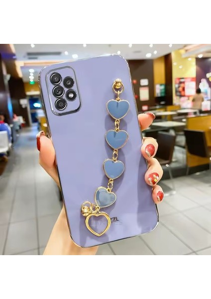Samsung Galaxy A52 Uyumlu Parlak Gold Kalpli Zincirli Kamera Korumalı Kılıf