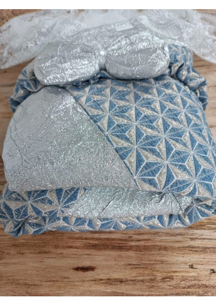 Yenidoğan Piramit Desenli Güpür Işlemeli Bebek Battaniyesi Kundak modelleri