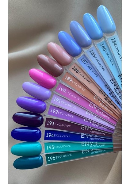 Kalıcı Oje Exclusive Seri Derin Koyu Mor 10gr No:193 fiyatları