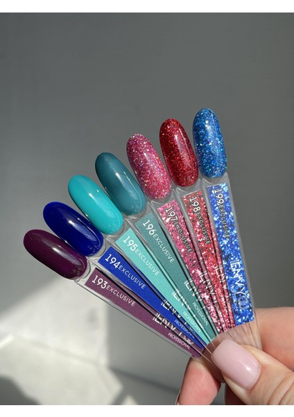 Kalıcı Oje Exclusive Seri Koyu Parlament Mavi 10GR NO:194 modelleri