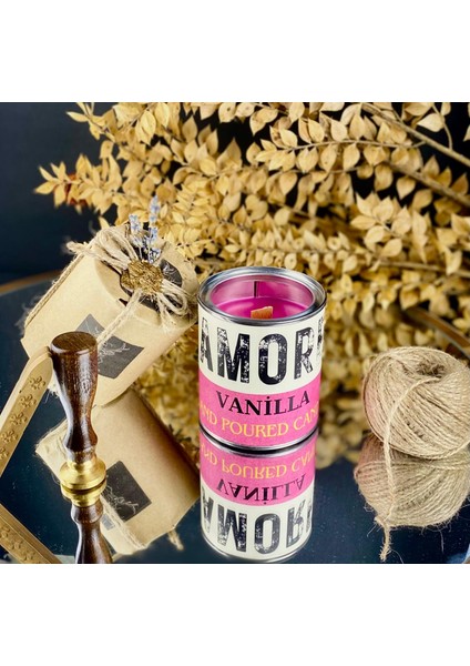 Amore: Vanilya Kokulu mum Dekoratif Hediyelik Özel Tasarım Doğal Vegan Soya Wax Mumu. 250gr. fiyatları