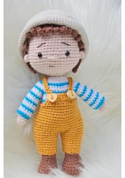 Amigurumi Elemeği, Organik ,şapkalı Erkek Bebek Oyuncak