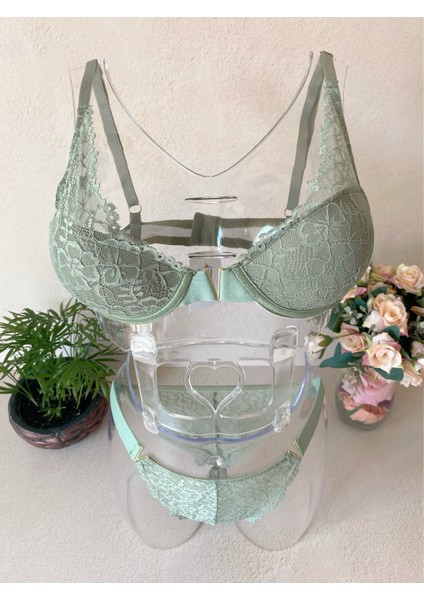 Fairy V Detaylı Dantelli Sütyen Takımı modelleri