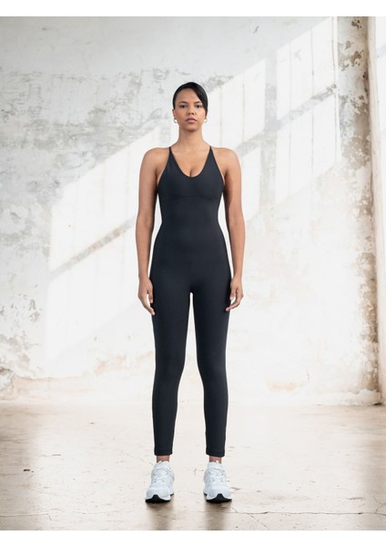 Siyah V Yaka Arkası Ince Çapraz Askılı Spor Tayt Tulum fırsatları