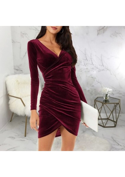 Kadın Uzun Kollu Kruvaze Yaka Büzgü Detay Fırsat Ürün Mini Kadife Elbise fırsatları