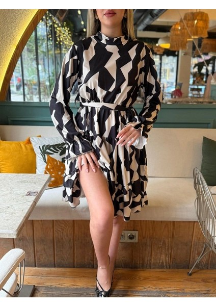Kadın Uzun Kollu Yarı Balıkçı Yaka Geometrik Desen Kısa Şardonlu Dalgıç Elbise fırsatları