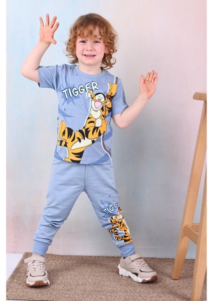 Winnie Pooh Desenli Mavi Eşofmanlı Erkek Çocuk Kısa Kol Takım 3-10 Yaş 7463-M