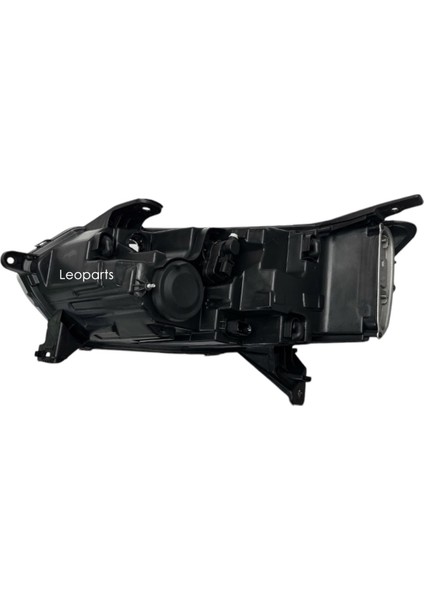 Dacia Sandero Far Lambası Sağ (Ledli - Içi Krom) 2021-2023 260101940R modelleri