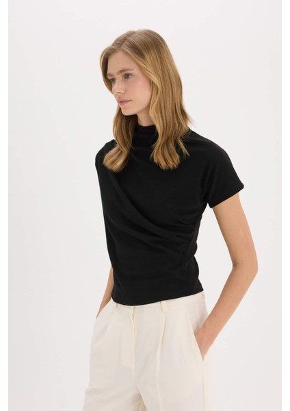 Slim Fit Dar Kesim Bisiklet Yaka Ribana Kısa Kollu Tişört E5905AX25SP