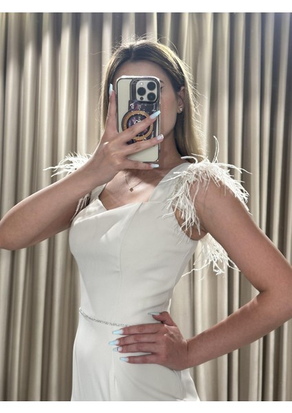Bej Midi Boy Kolları Tüy Detaylı Kemeri Taş Detaylı Abiye Elbise APN998 fırsatları