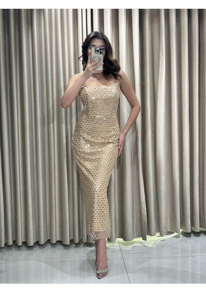 Kristal Işlemeli Midi Boy Slikon Askılı Abiye Elbise HT5902