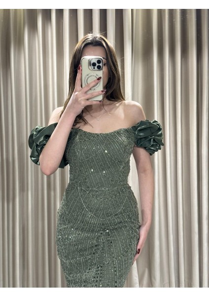 Haki Kayık Yaka Boncuk Işlemeli Balık Model Abiye Elbise 5417