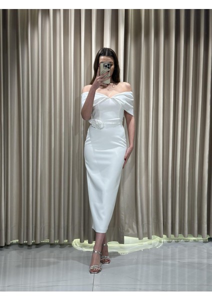 Beyaz Midi Boy Balık Yakası Fiyonk Önü Detaylı Abiye Elbise HT8404 fiyatları