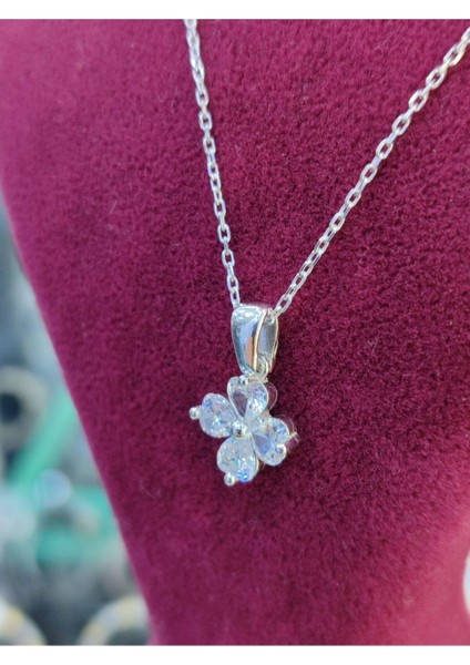 925 Ayar Gümüş Yonca Kolye modelleri