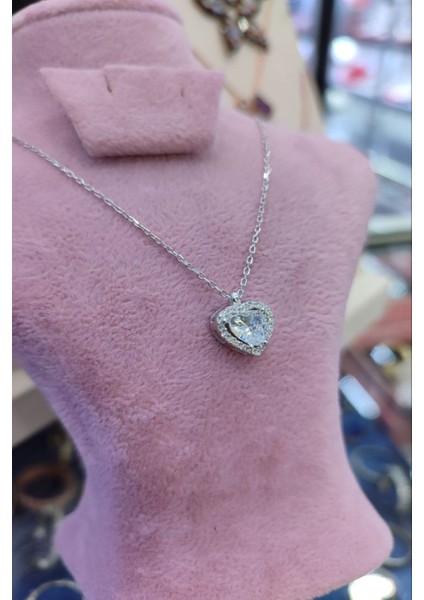 925 Ayar Gümüş Zirkon Taşlı Kalpli Kadın Kolye fiyatları