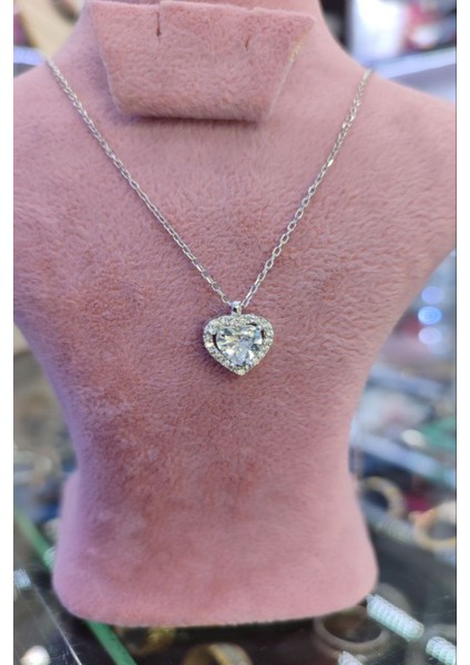 925 Ayar Gümüş Zirkon Taşlı Kalpli Kadın Kolye indirimleri