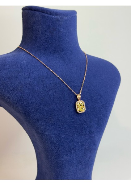 925 Ayar Gümüş Bronz Sarı Kare Kolye