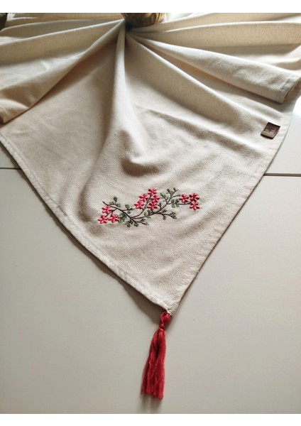 Buldan Ham Keten Püsküllü Otantik Yumuşacık Nakışlı 115X115 cm Masa Örtüsü