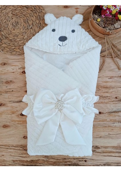 Yenidoğan Beyaz Wool Yün Kumaş Ayıcık Kulaklı Kundak Bebek Battaniyesi