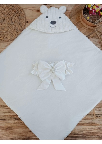 Yenidoğan Beyaz Wool Yün Kumaş Ayıcık Kulaklı Kundak Bebek Battaniyesi fırsatları