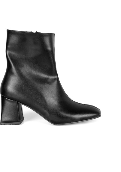 Kadın Kısa Küt Burun Fermuar Detaylı Bot