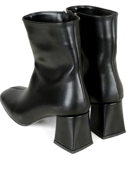 Kadın Kısa Küt Burun Fermuar Detaylı Bot fırsatları