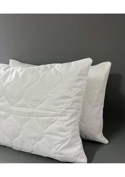 Kare Desen 2 Adet Fermuarlı Yastık Kılıfı 50 x 70 + 2 Adet Kapitoneli Yastık Koruyucu 50 x 70