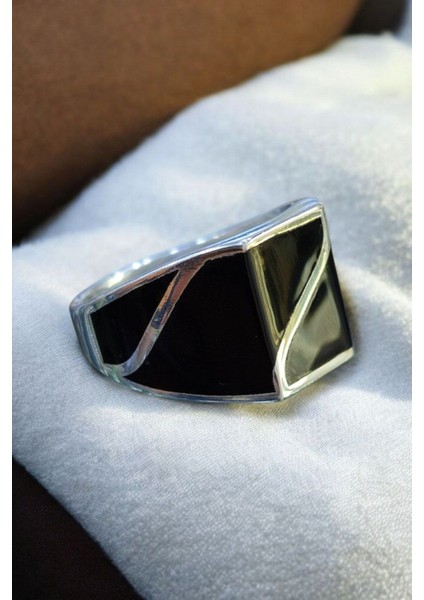 Erkek Oniks Taşlı Desenli 925 Ayar Gümüş Yüzük fiyatları